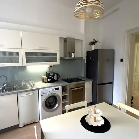 Apartamento Austrian Center *