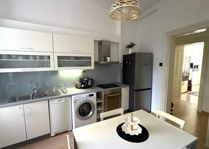 Apartamento Austrian Center *